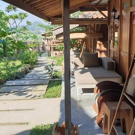 Villa Kayu Yogyakarta Exterior foto