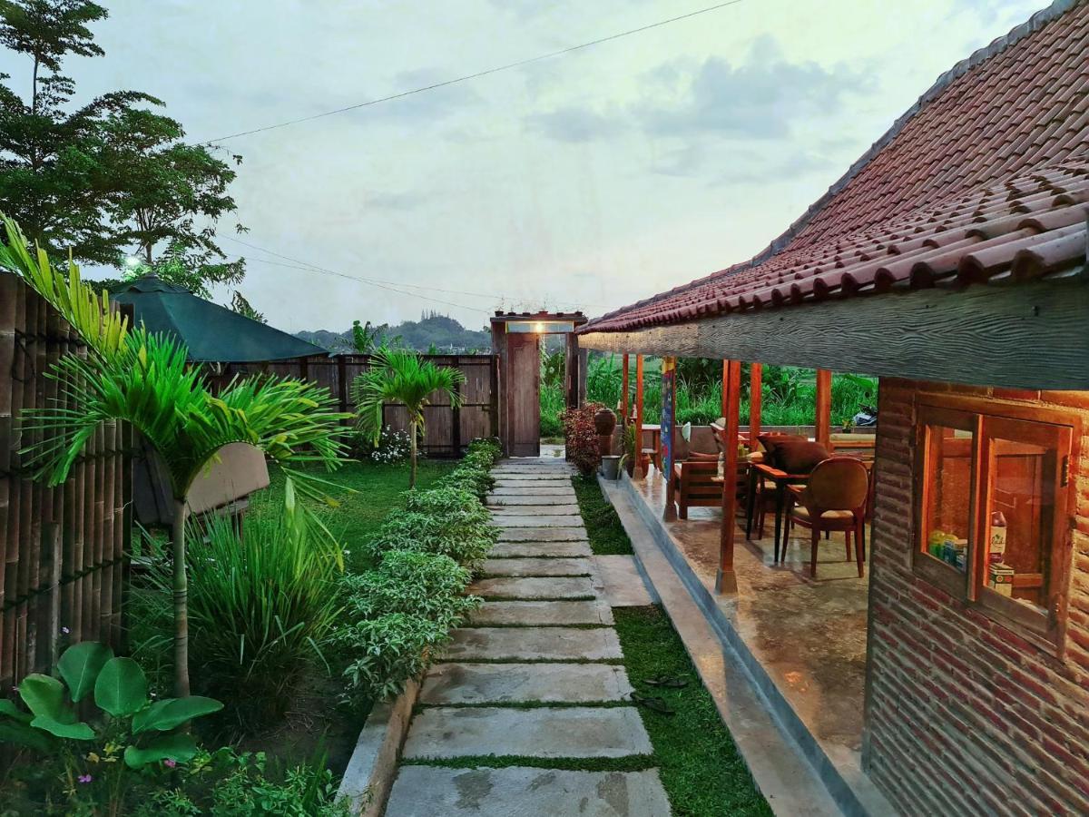 Villa Kayu Yogyakarta Exterior foto