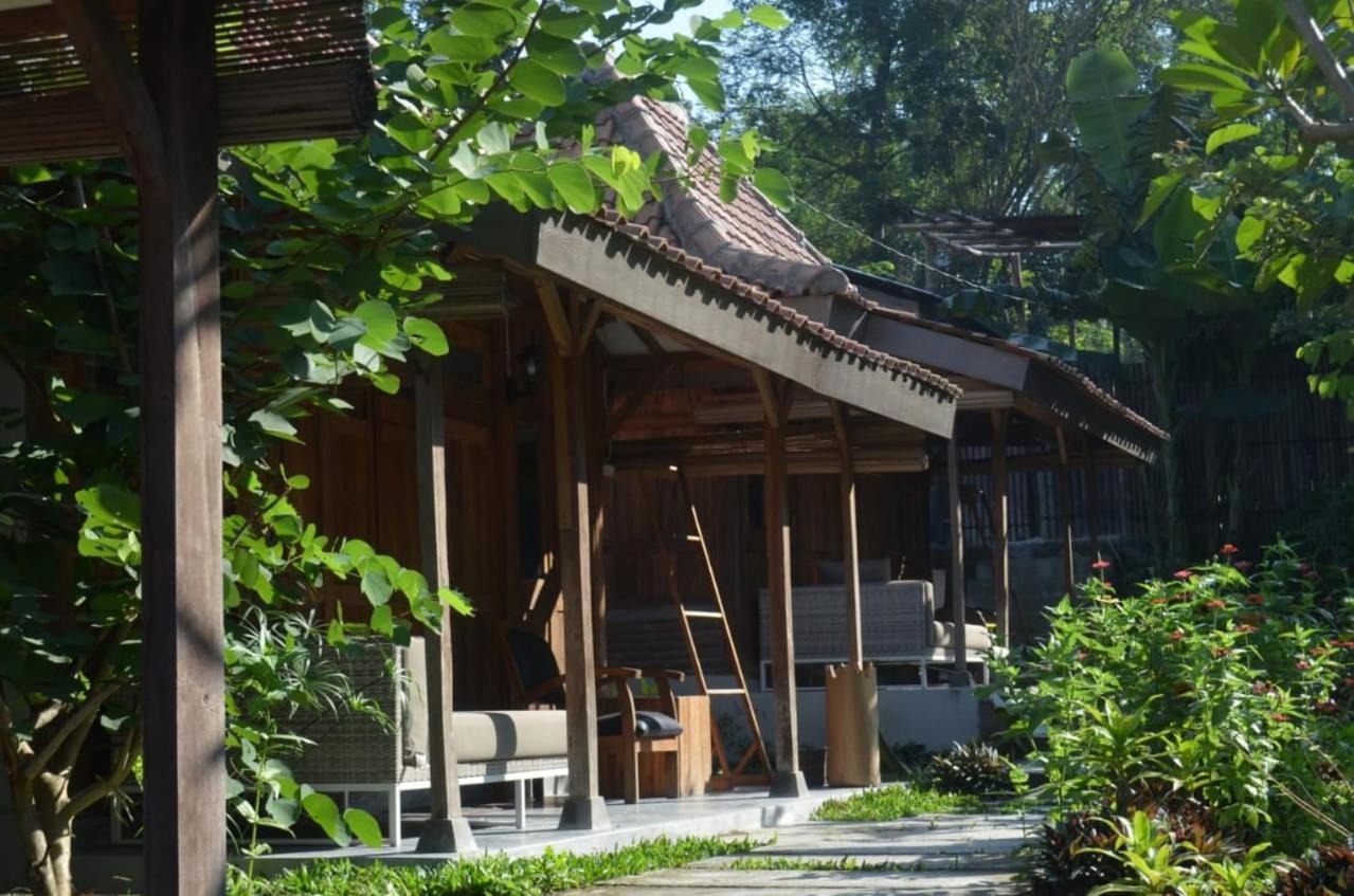 Villa Kayu Yogyakarta Exterior foto